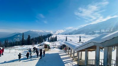 Gulmarg Honeymoon Tours from Delhi